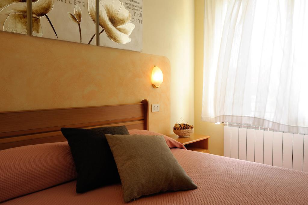 Le Rondini Hotel ริคคอ เดล โกลโฟ ดิ สเปเซีย ห้อง รูปภาพ