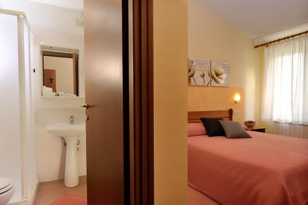 Le Rondini Hotel ริคคอ เดล โกลโฟ ดิ สเปเซีย ห้อง รูปภาพ